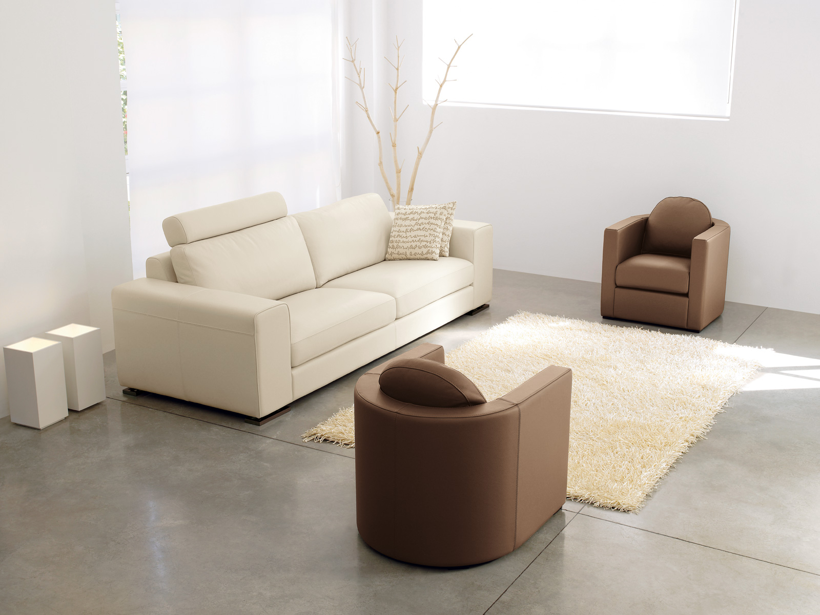 Современные диваны кресла. Небольшие диваны для гостиной в современном стиле. Современные диваны и кресла. Диван и кресло в гостиную в современном стиле. Кресло в стиле Минимализм в гостиную.